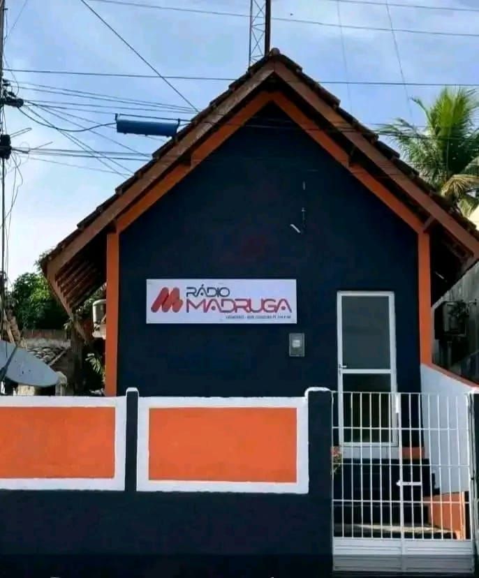 predio da radio madruga